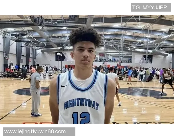 布泽尔亲临赛场助阵两子表现各异卡梅隆状态起伏凯登得分不佳